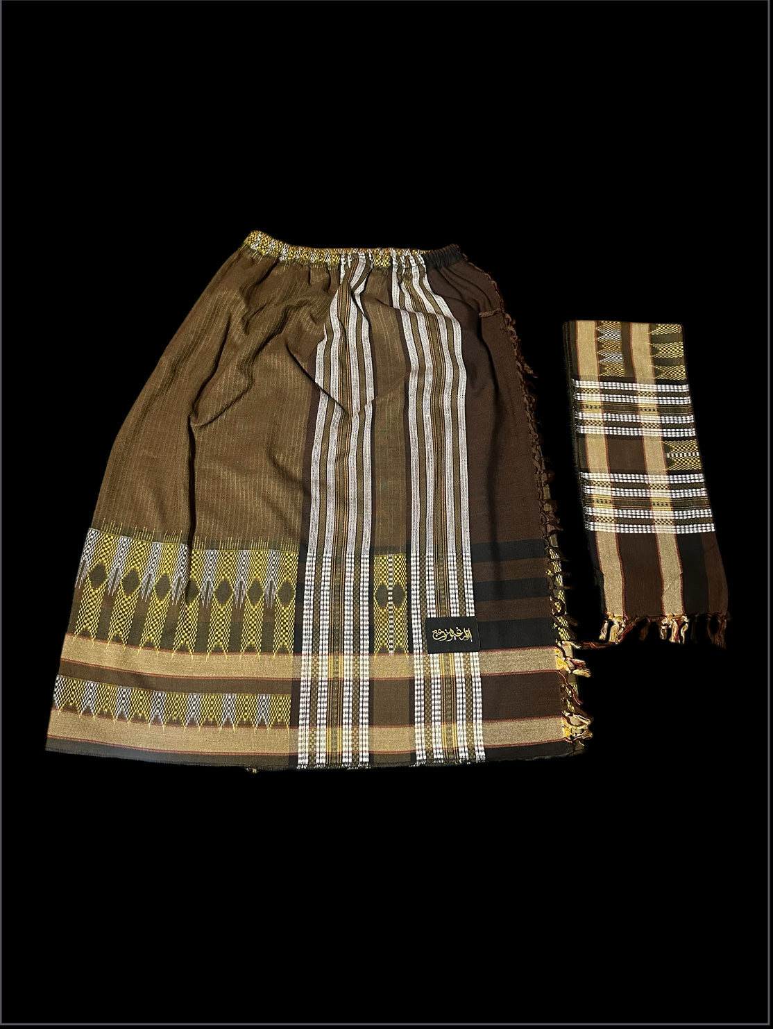 UnBothered Izar & Kefiyyah ( Yemeni) Size L