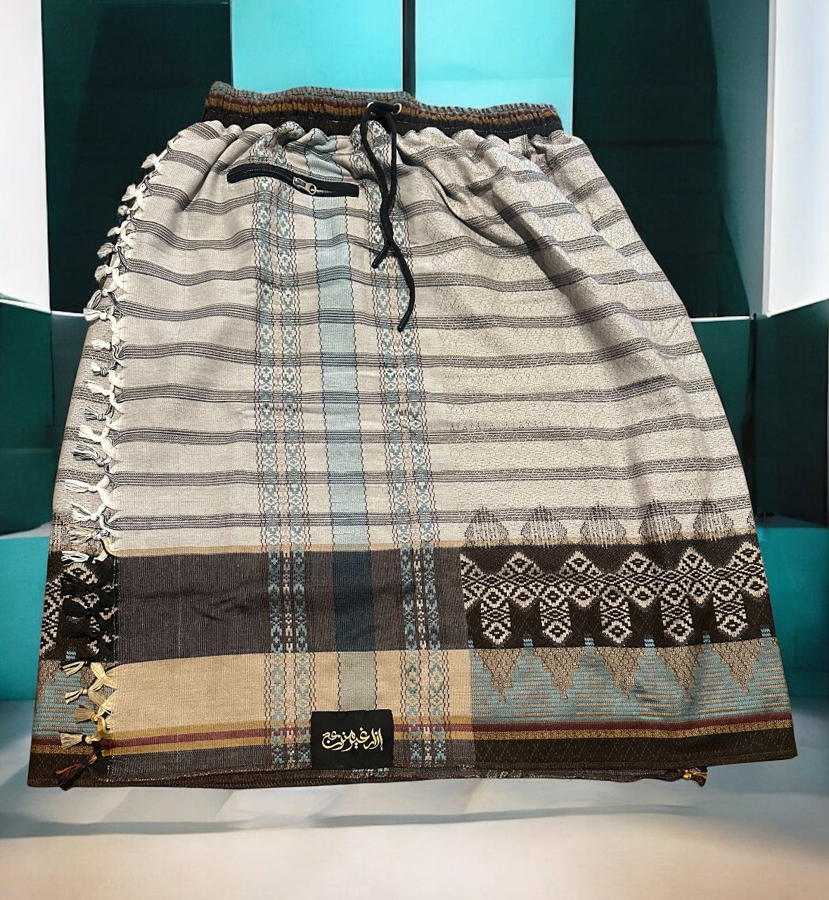 UnBothered Yemeni Izar ( 3Pockets)