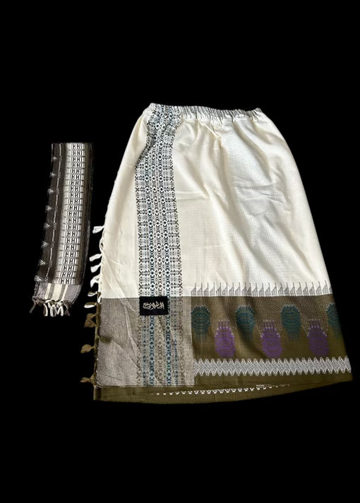 Unbothered Izar  & Kefiyyah ( Yemeni) Size L